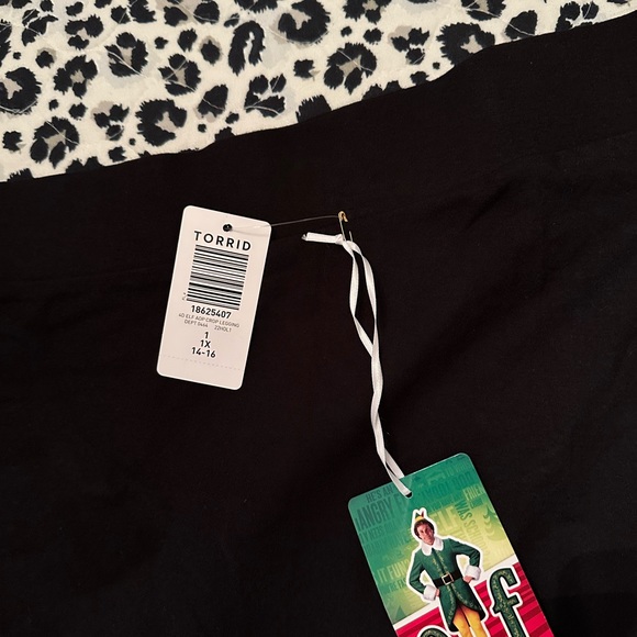 Elf Crop Leggings - Picture 2 of 2